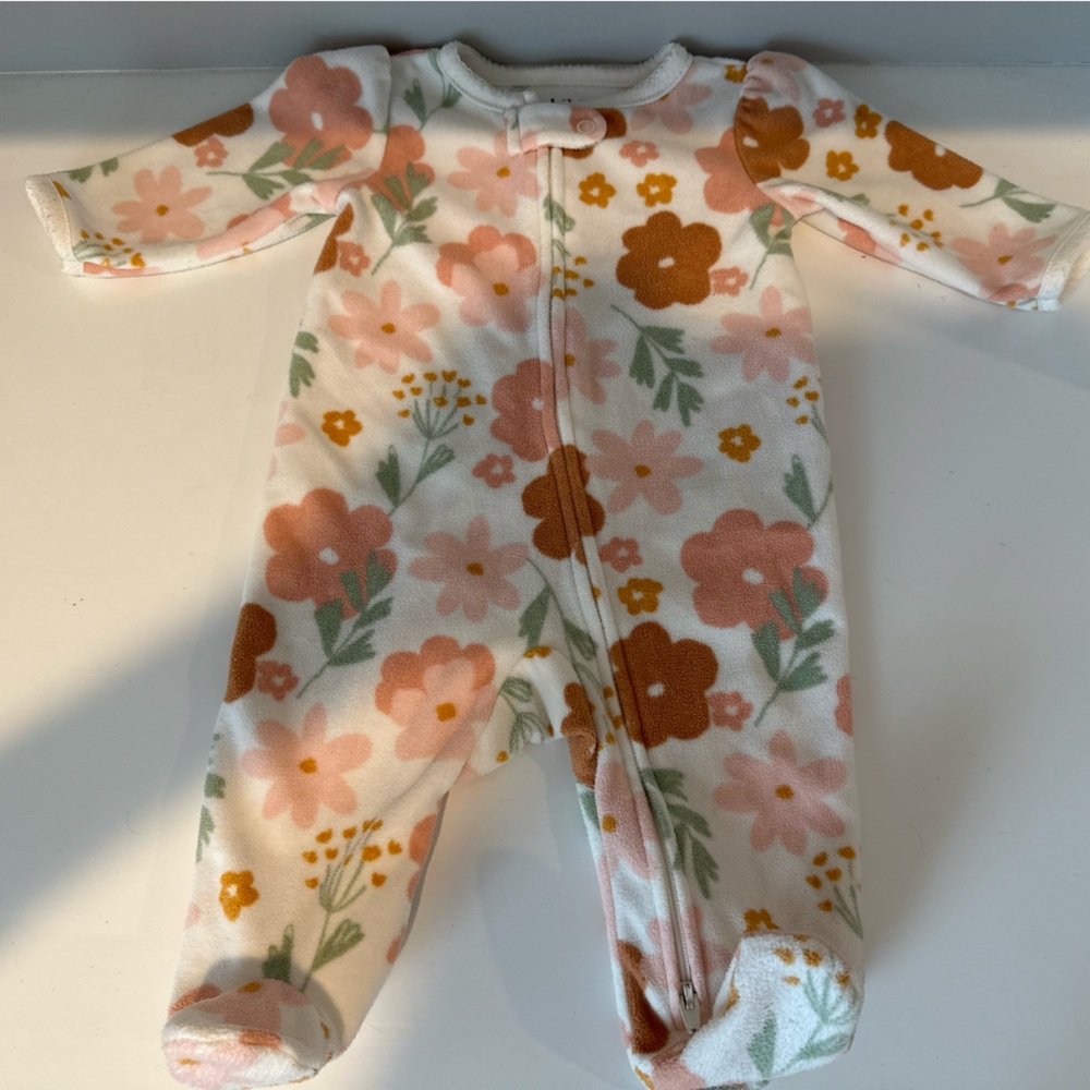 Carter’s Baby Girl Fall Floral Fleece Footie Pajamas Size 0-3 Months